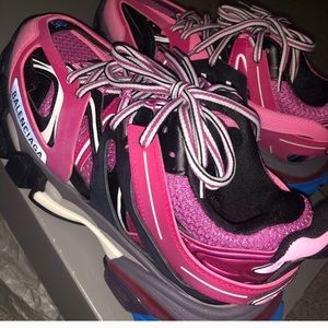 Women’s balinciaga tracks